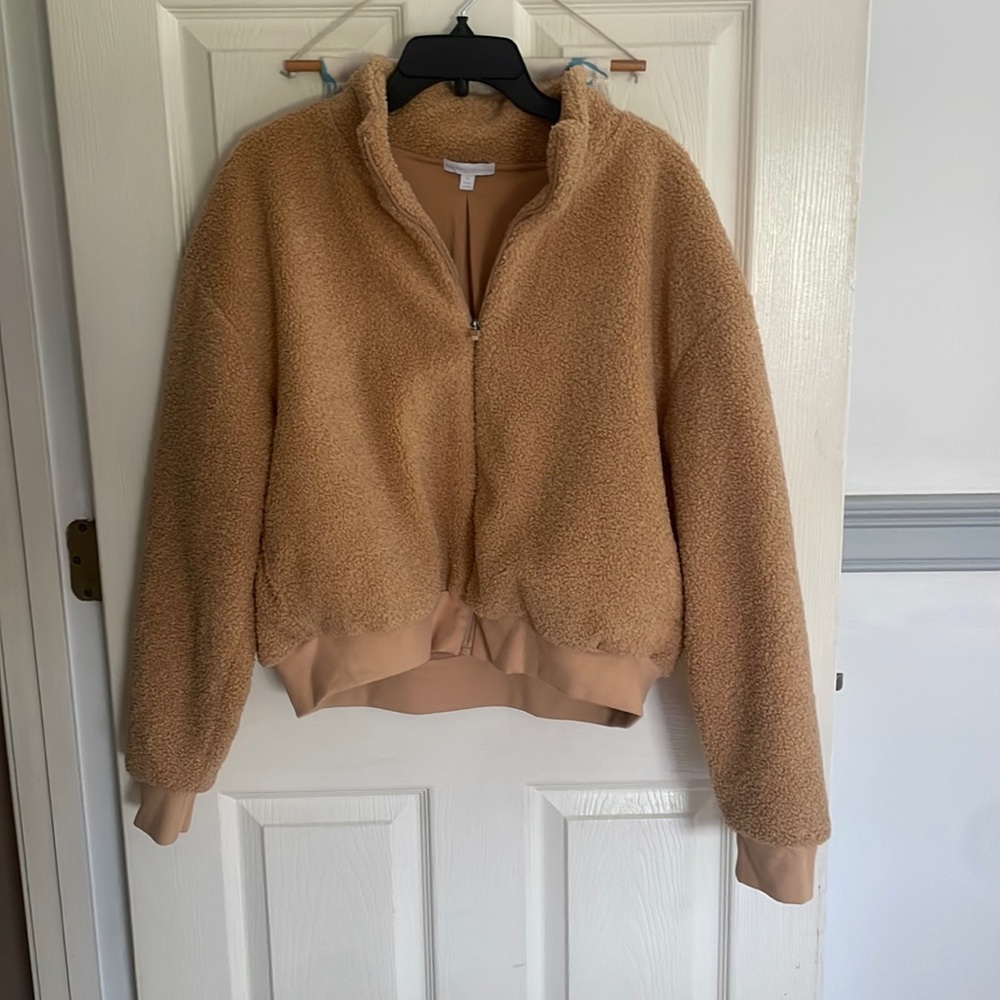 Beyond Yoga Size M teddy coat